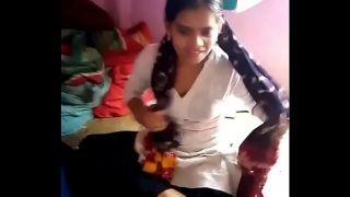 Desi cute girl giving blowjob very nice. Video