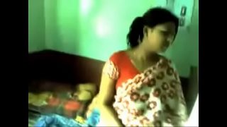 Bangladeshi Sexi bhabi sharmin sex scandal with her husband Video